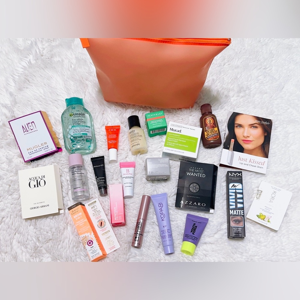 Bundle Makeup and Skincare with Cosmetic Pouch